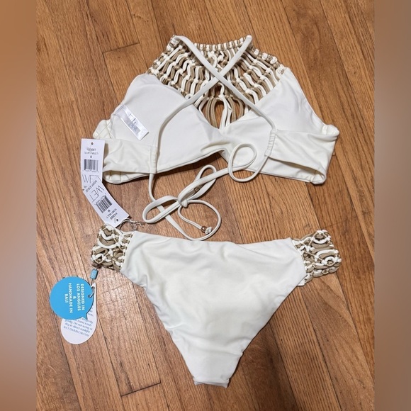 WET Swimwear Riviera Maya lvory Top (S) and Bottoms (M) - Picture 3 of 4